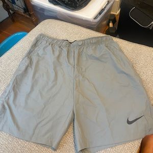 MENS NIKE SHORTS
